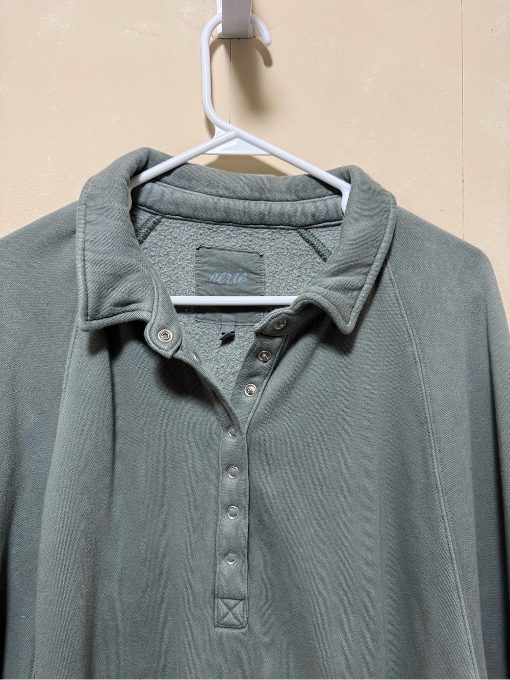 Aerie 1/2 Snap-Front Sage Green Oversized Crop Slouch Sweatshirt Sz XL - Picture 4 of 9